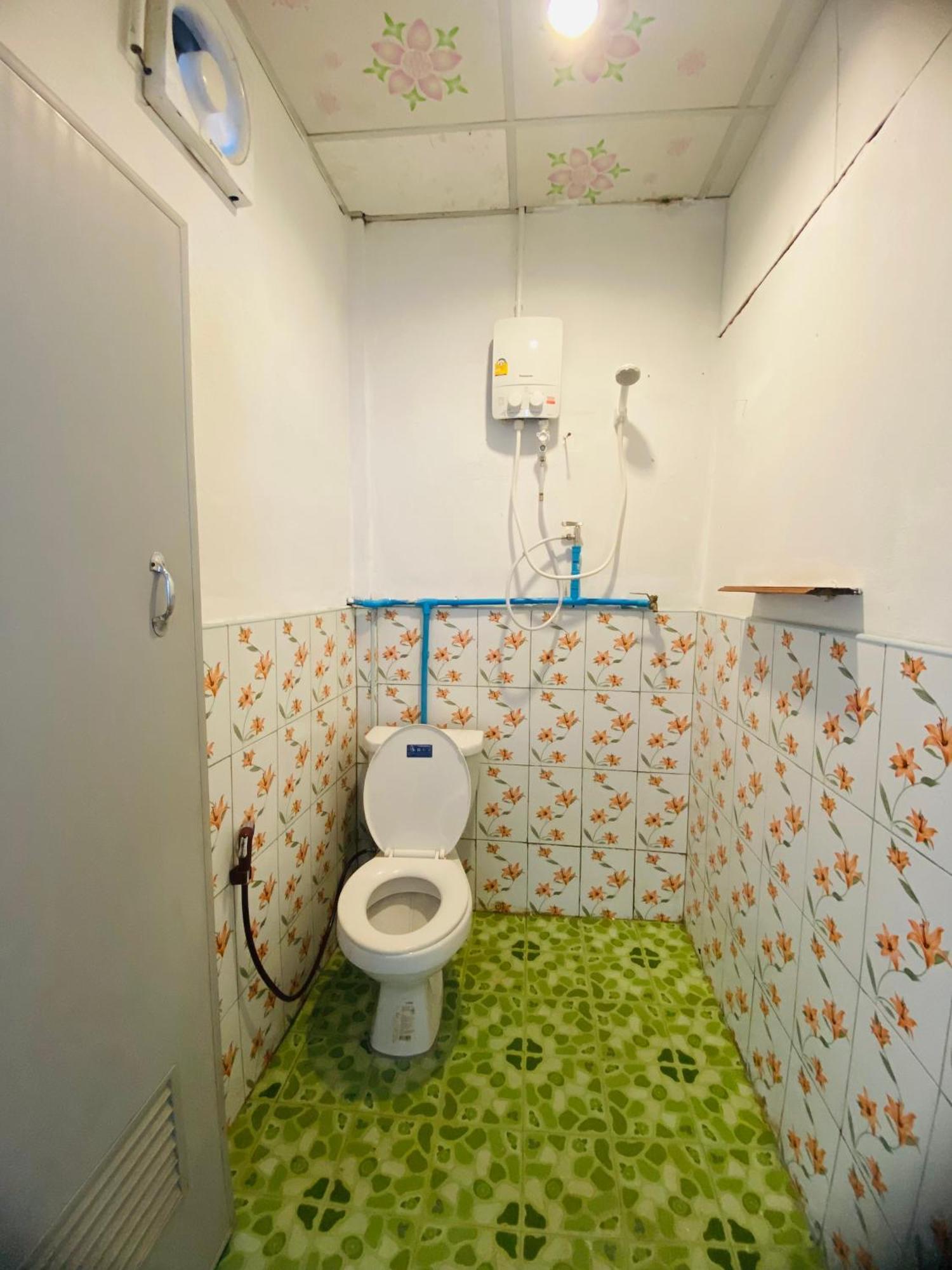 ホテル Baan Phuwamin Ko Lanta エクステリア 写真